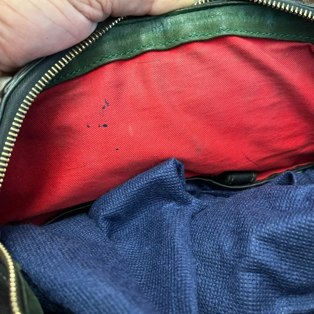 Dooney & Bourke Large Satchel. - Picture 3 of 6